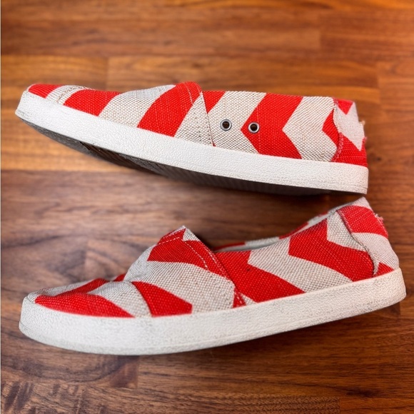 Toms Chevron Slip On Sneaker Orange Beige 8.5 - Picture 1 of 7